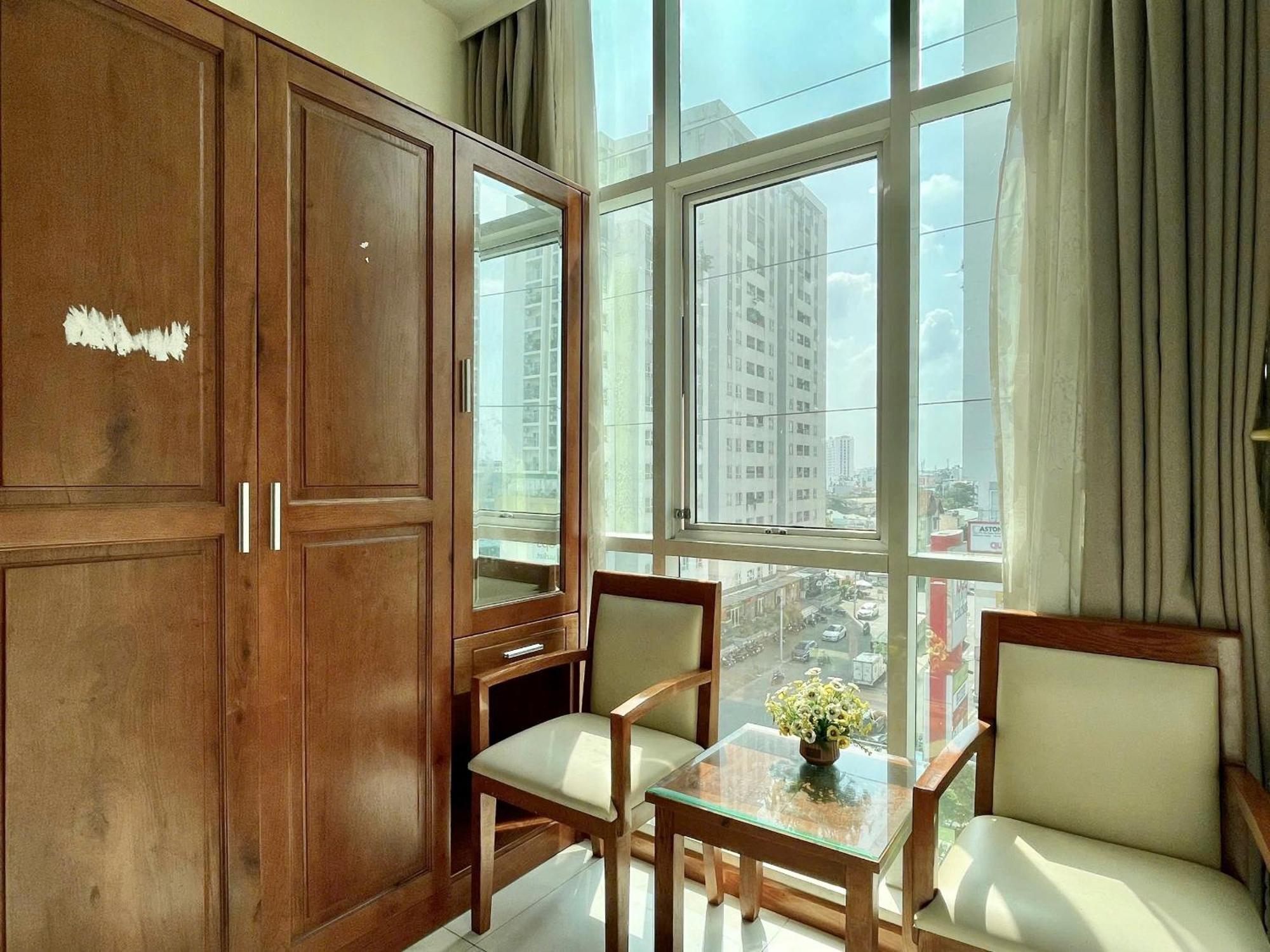 Nhu Y Hotel Хошимин Екстериор снимка
