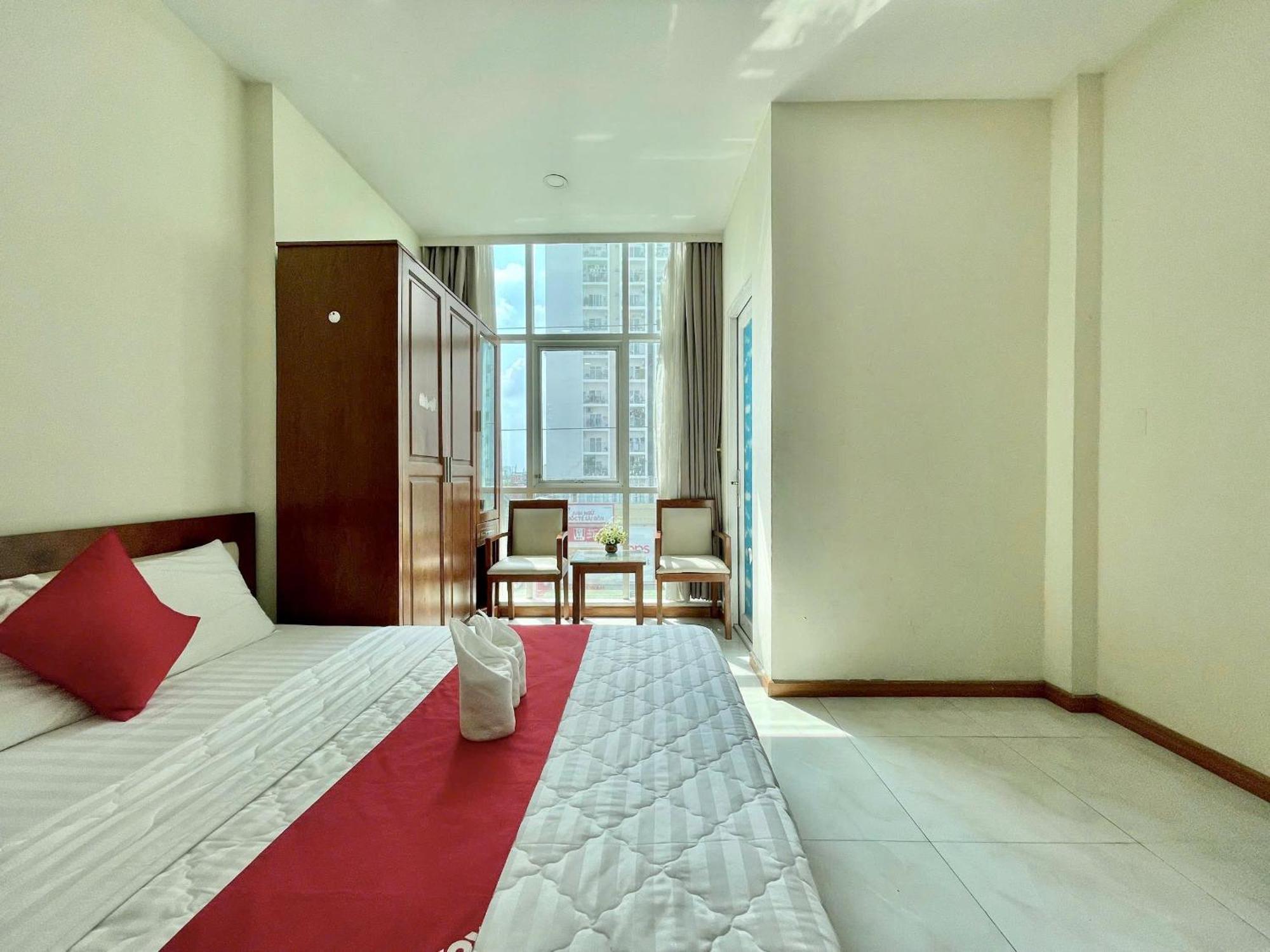 Nhu Y Hotel Хошимин Екстериор снимка